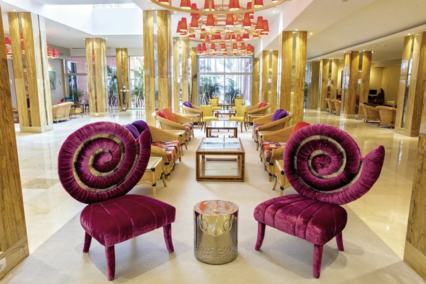 Bull Reina Isabel & Spa Lobby