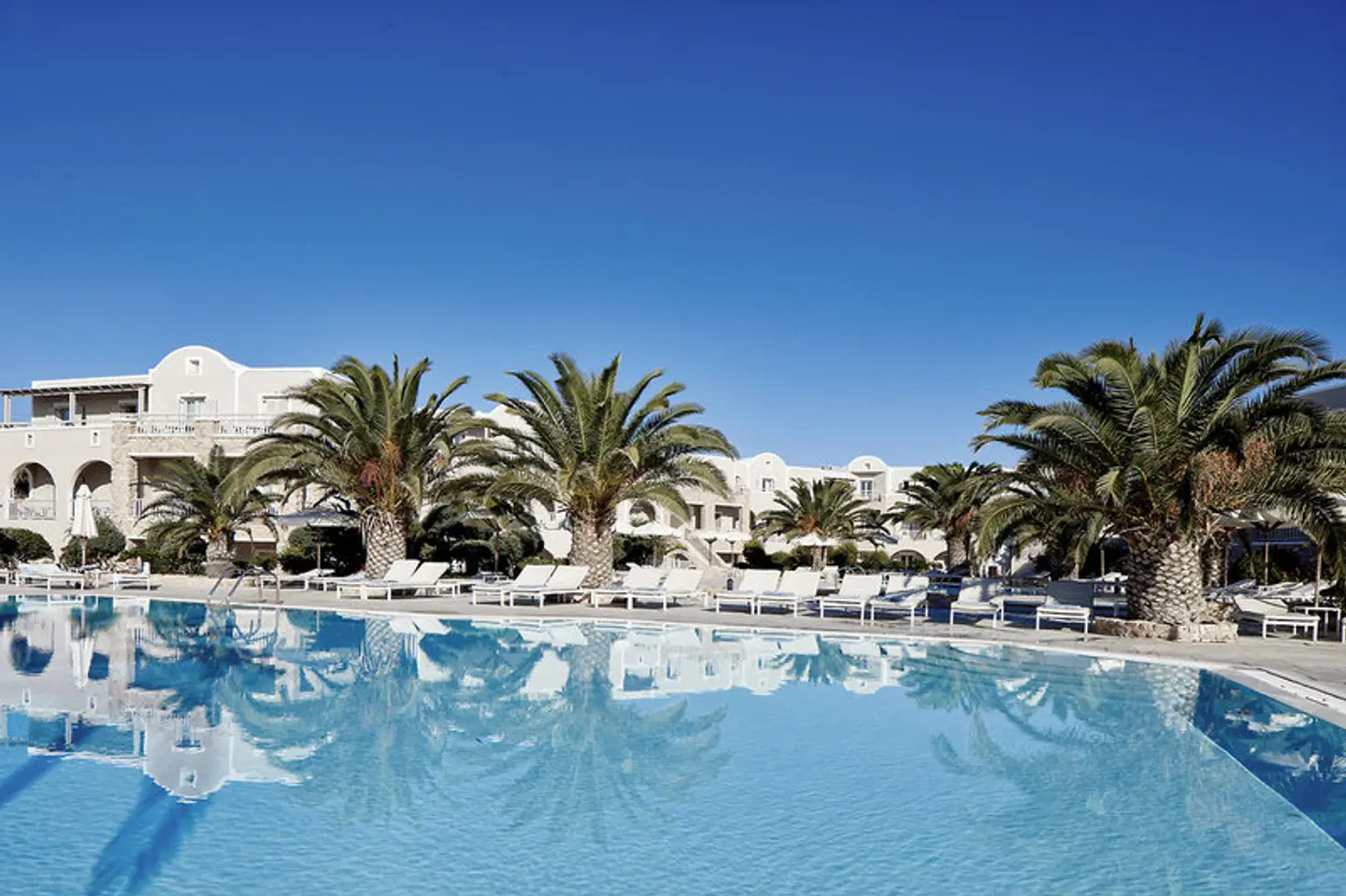 Santo Miramare Resort OUTDOOR_POOL