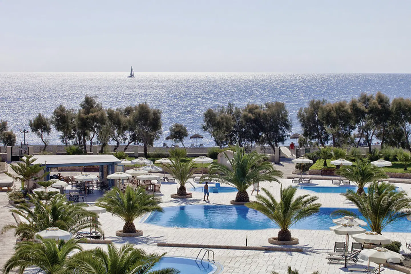 Santo Miramare Resort OUTDOOR_POOL