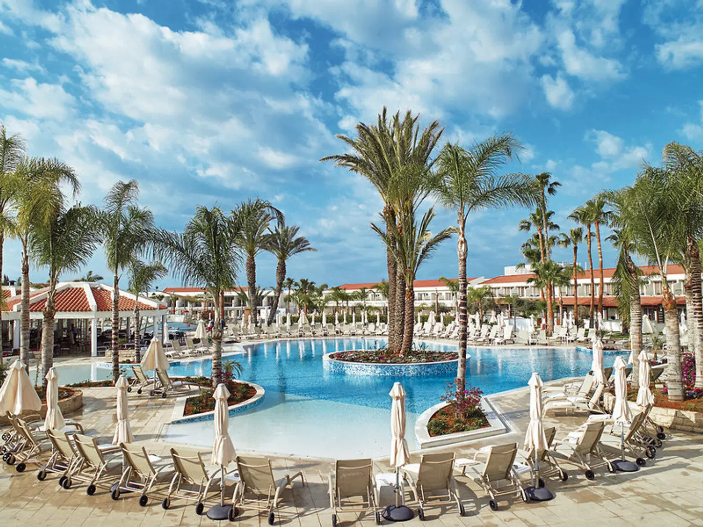 Olympic Lagoon Resort OUTDOOR_POOL