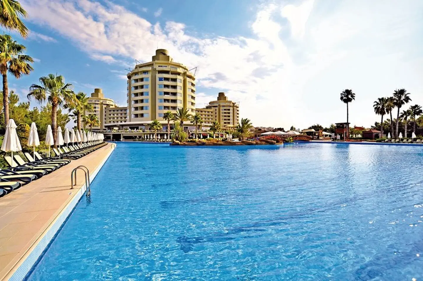 Delphin BE Grand Resort OUTDOOR_POOL