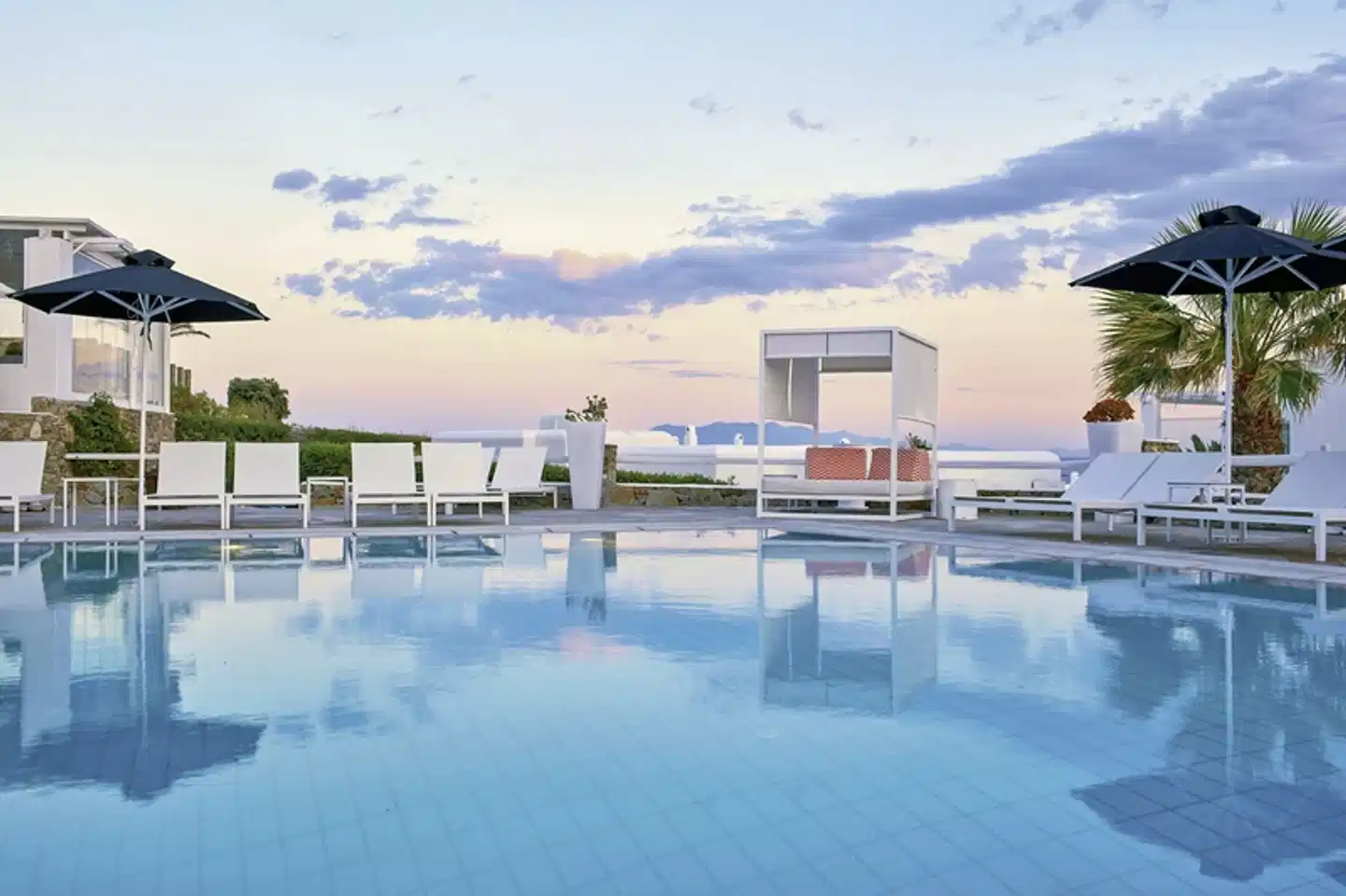 Archipelagos Pool