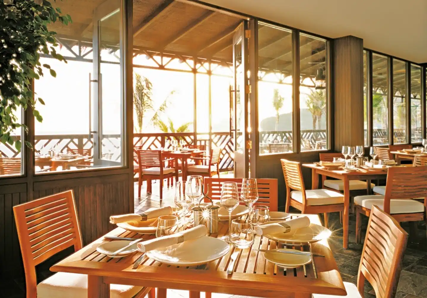 Shangri-La Barr Al Jissah, Al Waha Restaurant