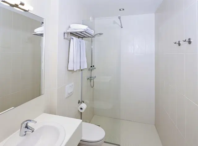 Hotel Klettur Badezimmer