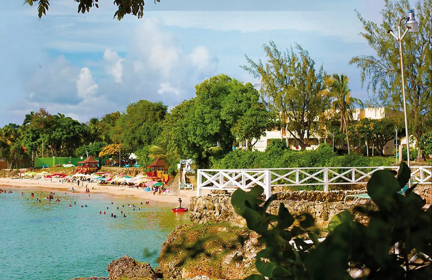 Crown Point Beach Hotel Strand