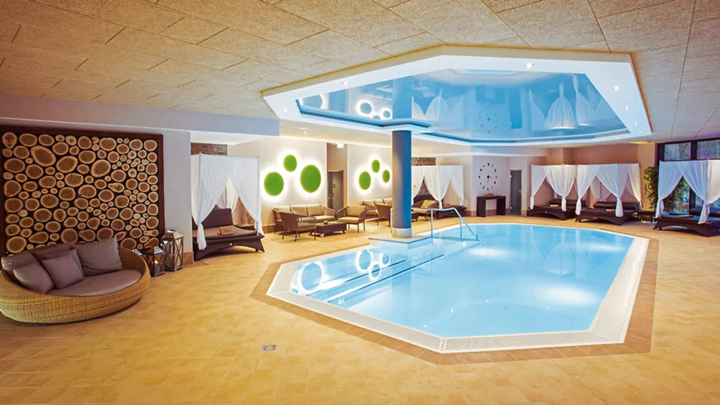 Göbel's Vital Hotel Hallenbad