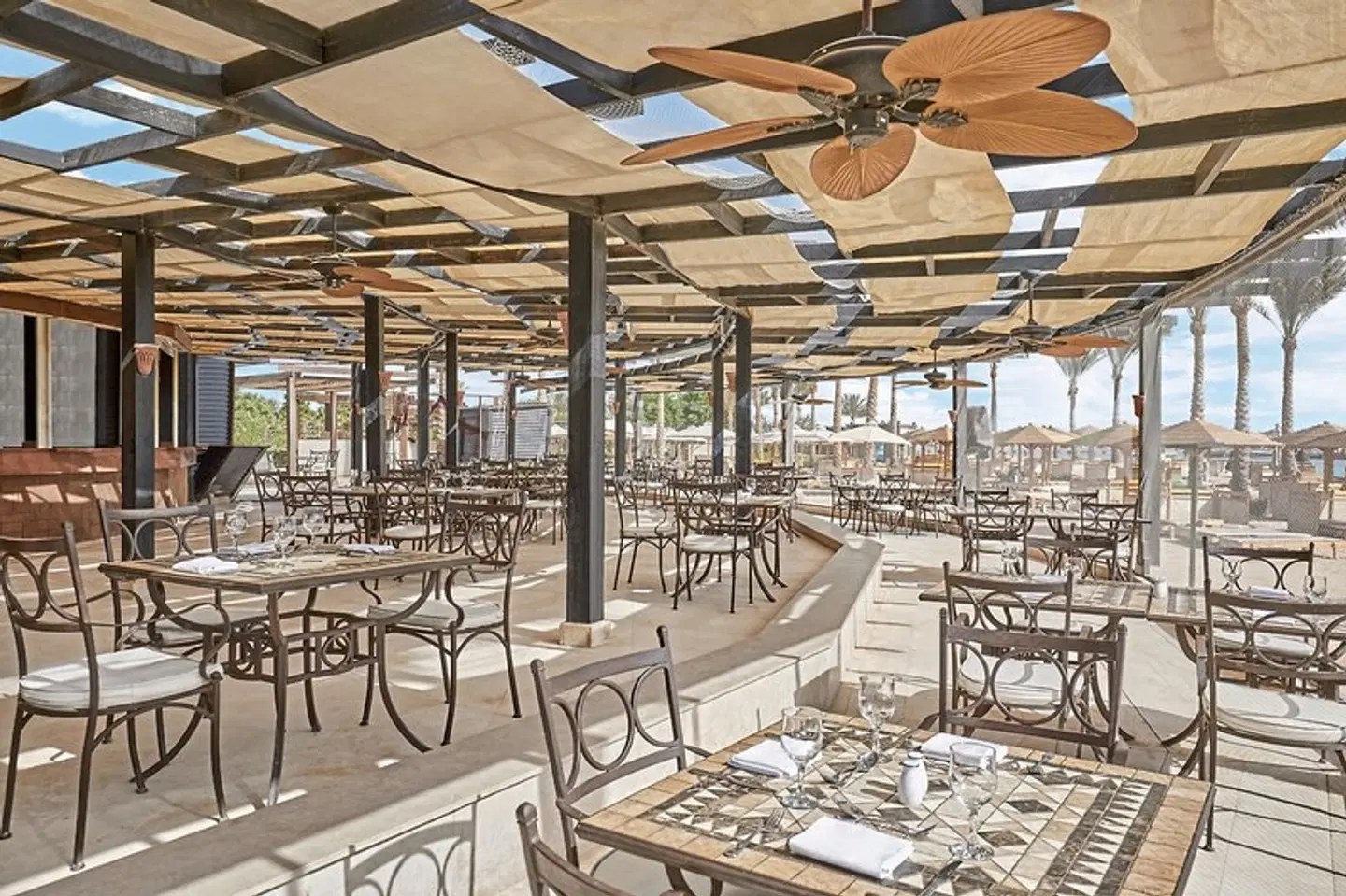 Steigenberger Aqua Magic Terrasse