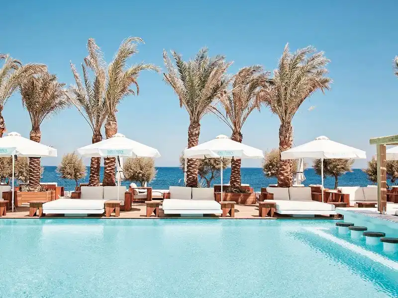 Nikki Beach Resort Santorini – Hotelfoto