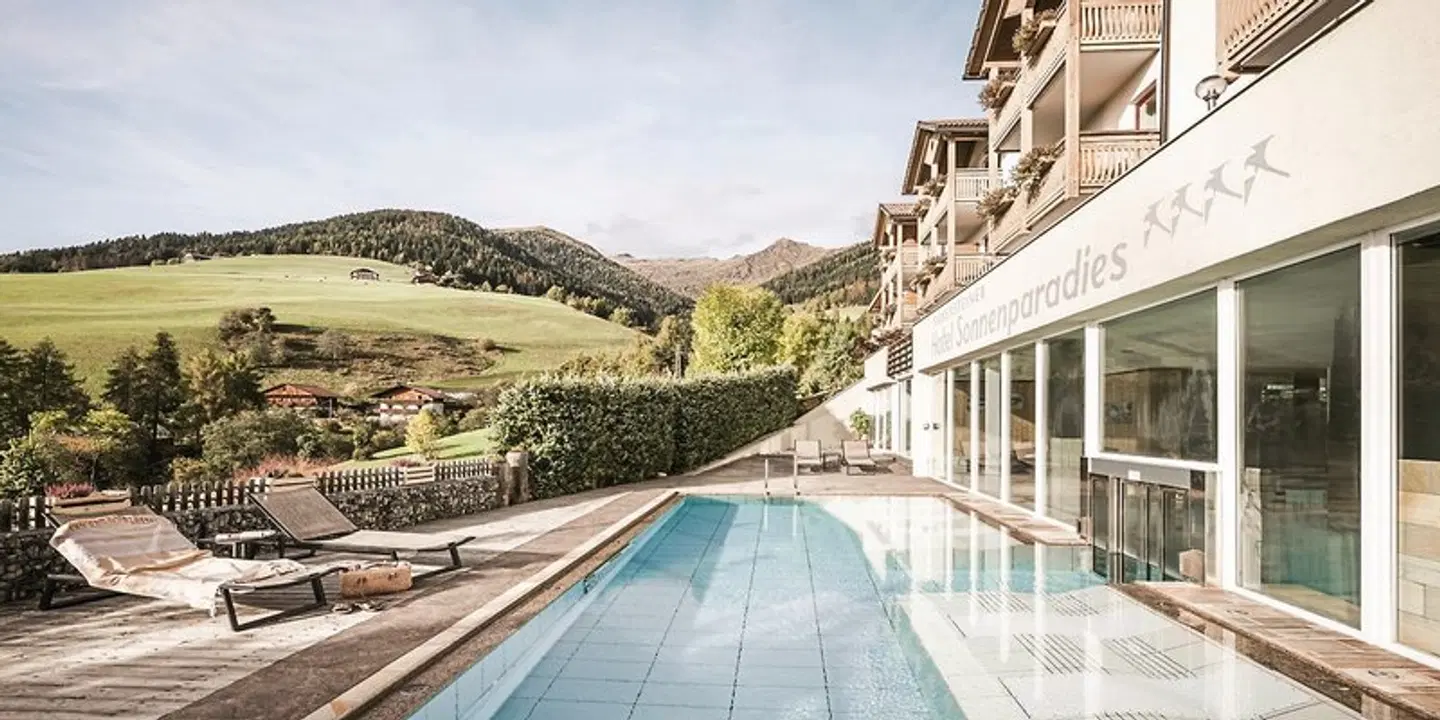 Falkensteiner Hotel & Spa Sonnenparadies OUTDOOR_POOL