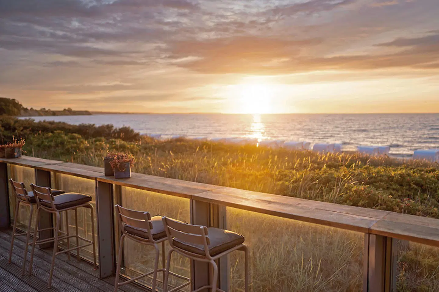 Weissenhaus Private Nature Luxury Resort Bar