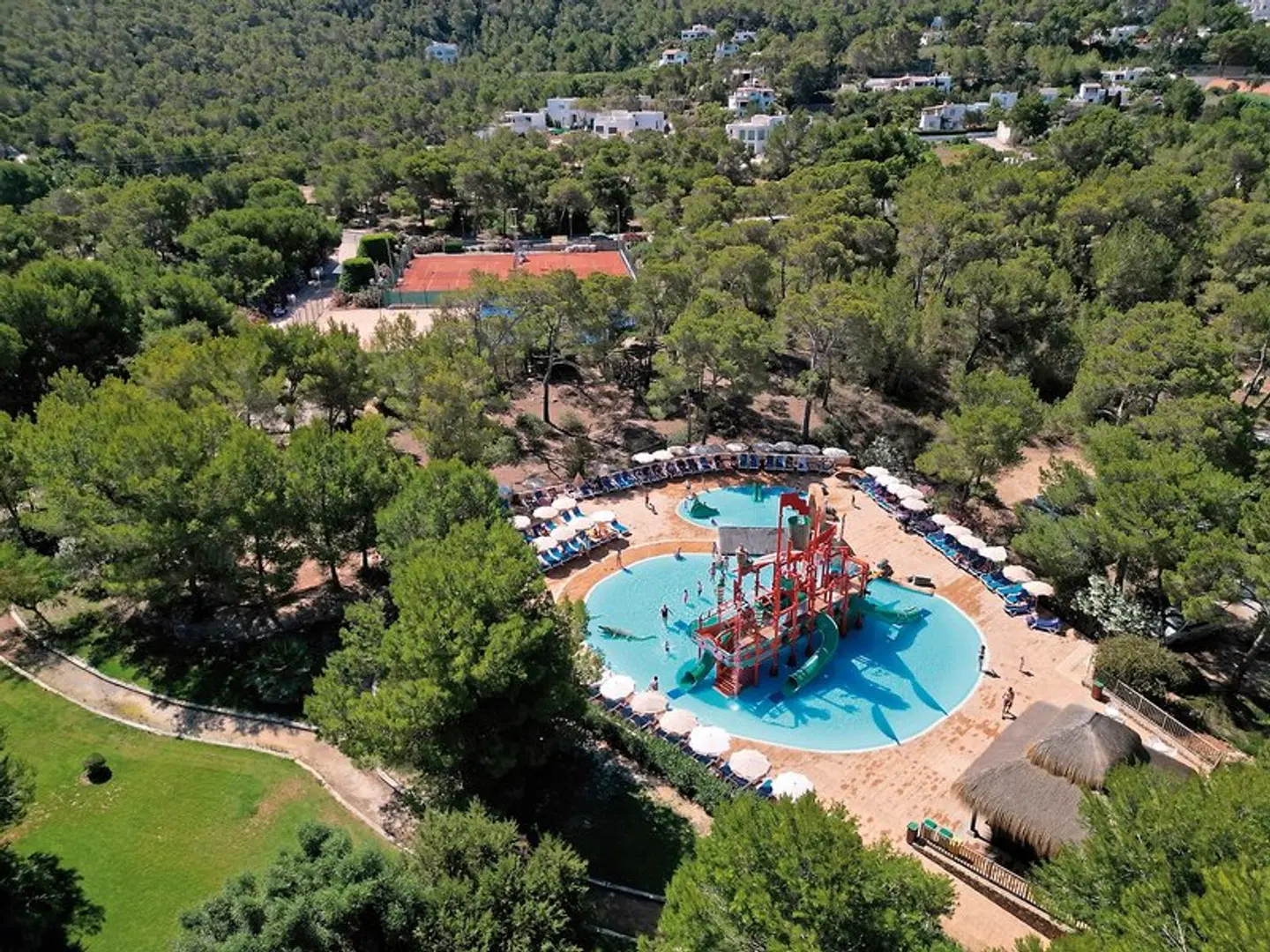 Invisa Cala Blanca EXTERIOR