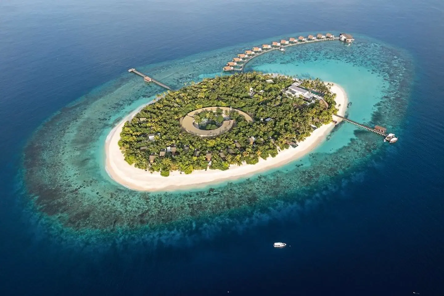 Park Hyatt Maldives Hadahaa LANDSCAPE
