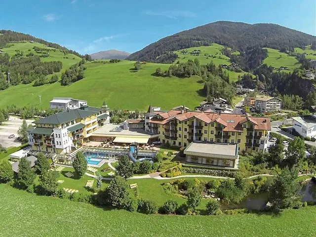 Dolomiten Residenz Sporthotel Sillian Aussenansicht