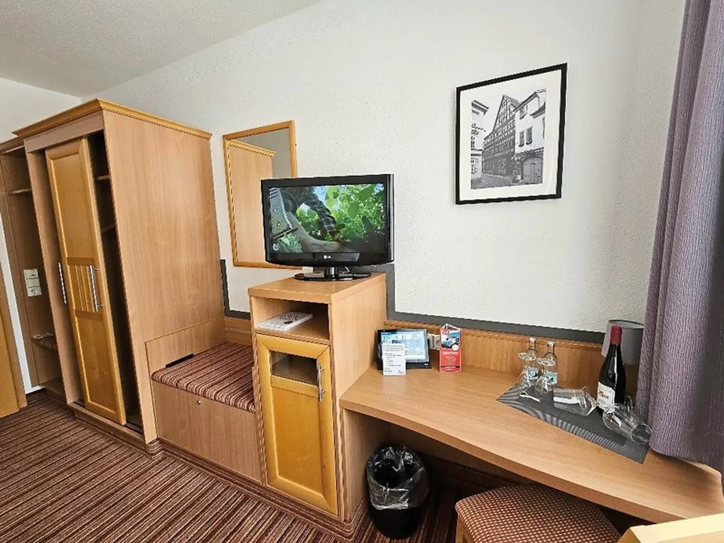 Hotel Am Kaisersaal ROOM_EXAMPLE