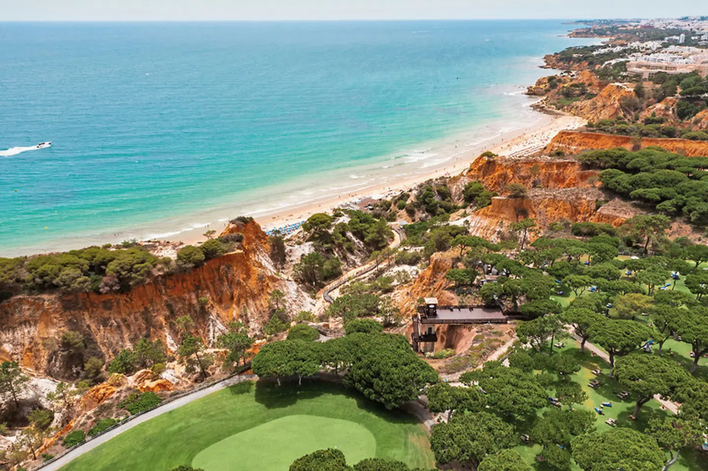 Pine Cliffs Resort: Pine Cliffs Ocean Suites & Spa LANDSCAPE