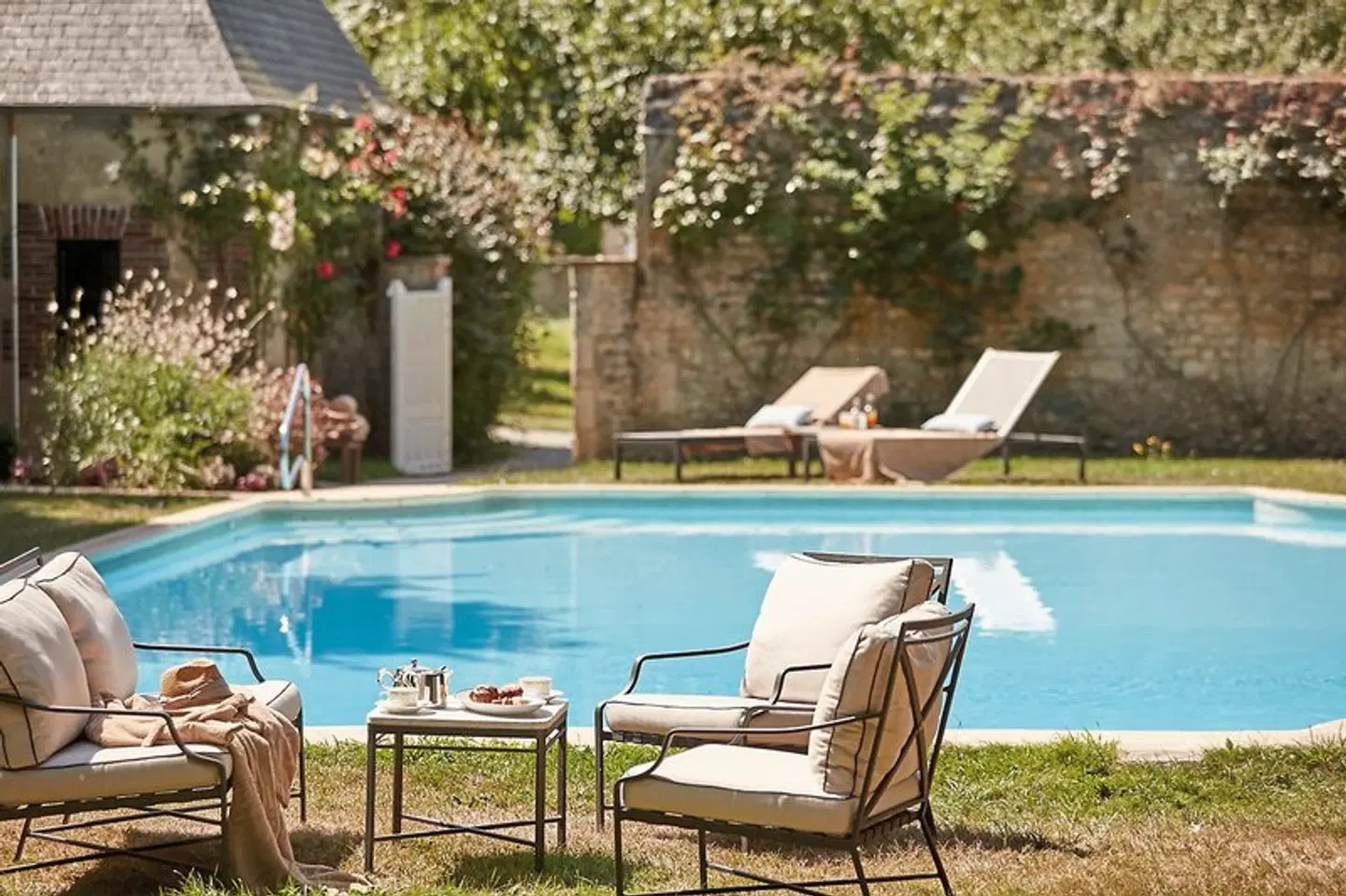 Château d'Audrieu OUTDOOR_POOL
