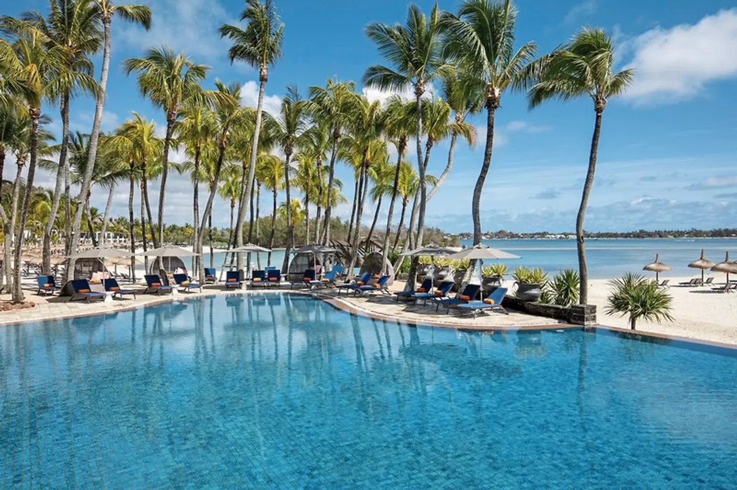Shangri-La Le Touessrok, Mauritius OUTDOOR_POOL