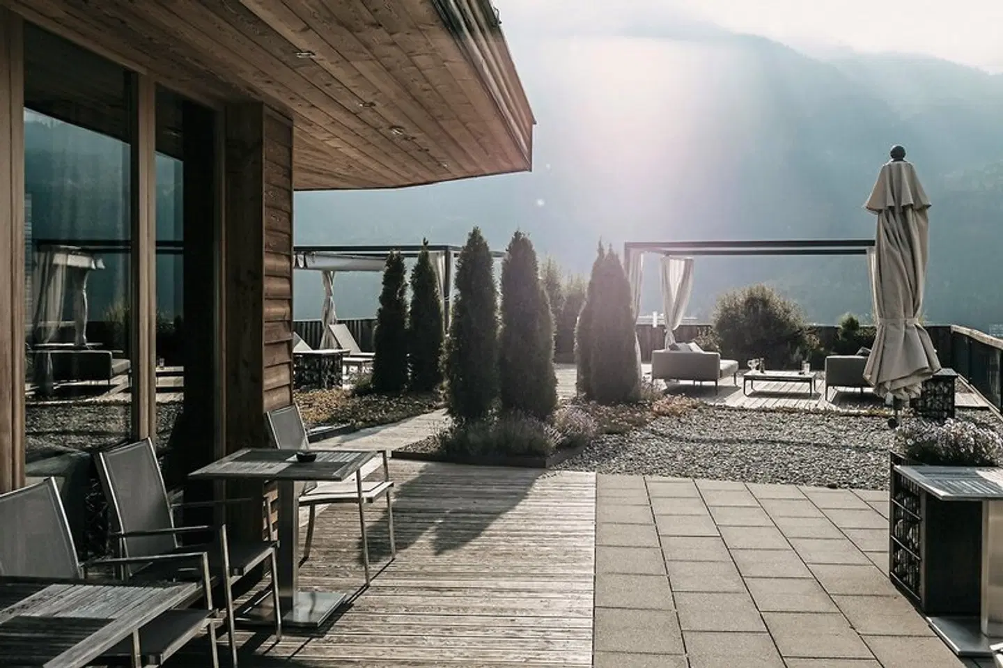 DAS KRONTHALER Alpine Lifestyle Hotel Terrasse
