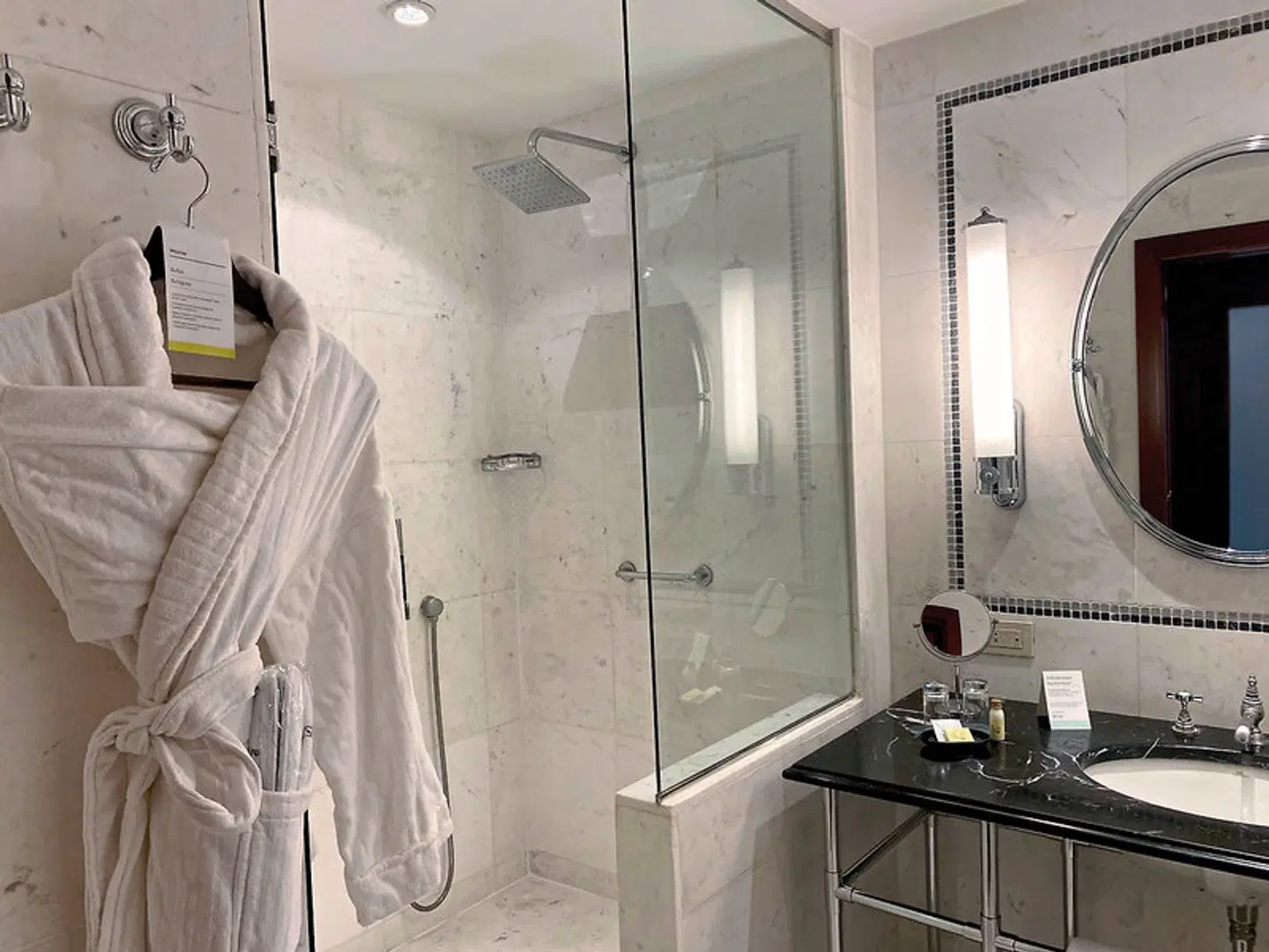The Westin Valencia Badezimmer