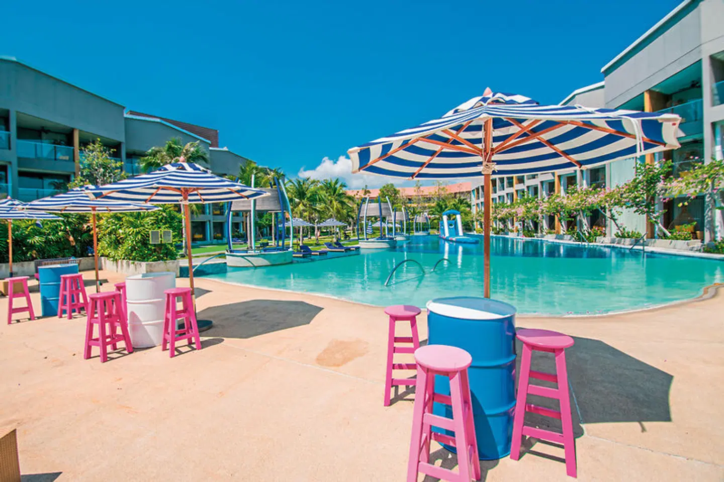 AVANI+ Hua Hin Resort OUTDOOR_POOL