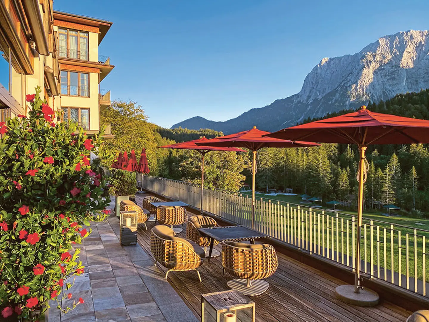 Schloss Elmau Luxury Spa Retreat & Cultural Hideaway Terrasse
