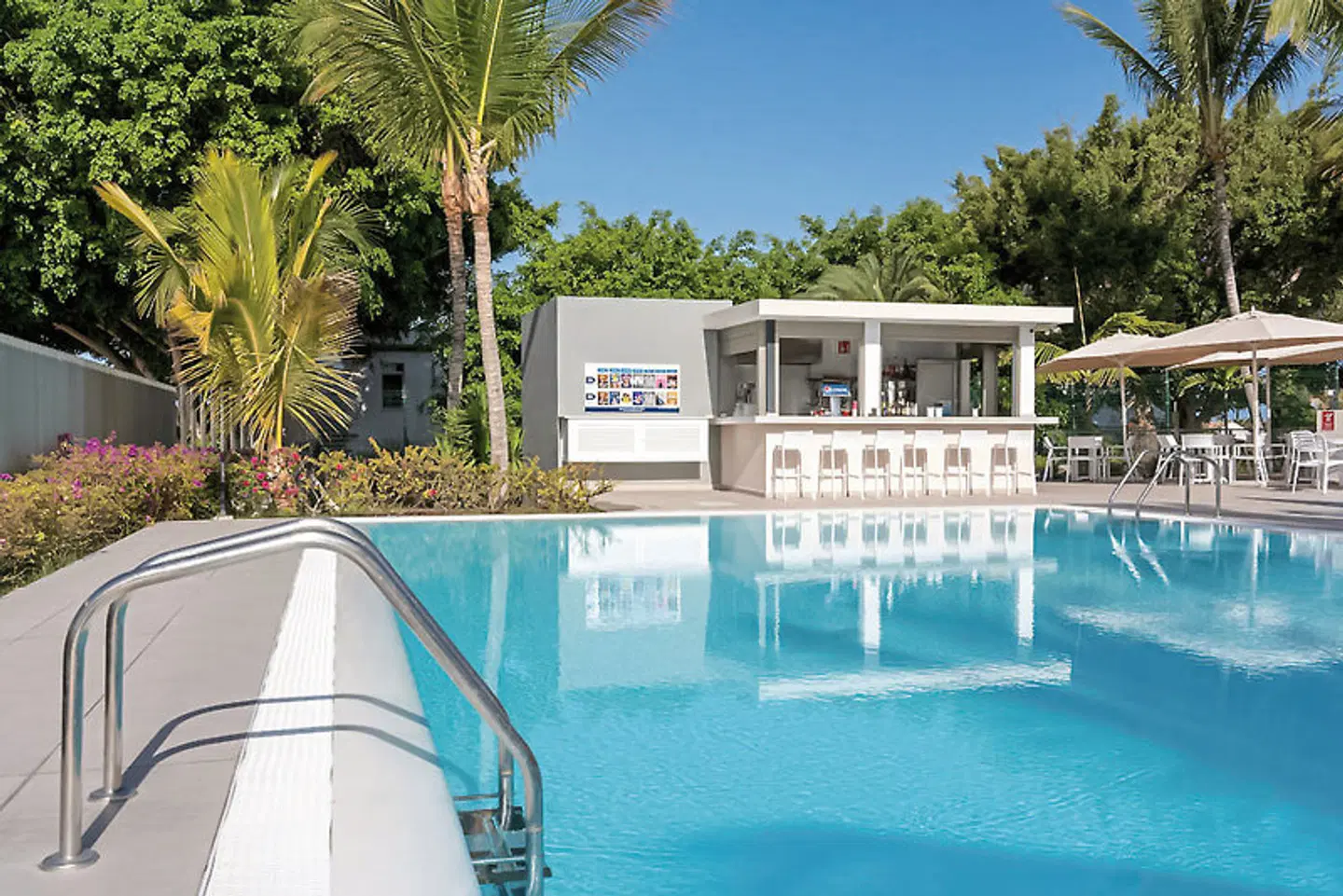 Servatur Edén & Buganvillas Pool