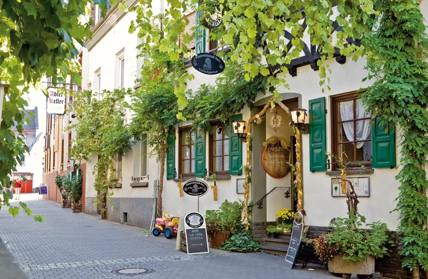 Von Winzerhof zu Winzerhof EXTERIOR