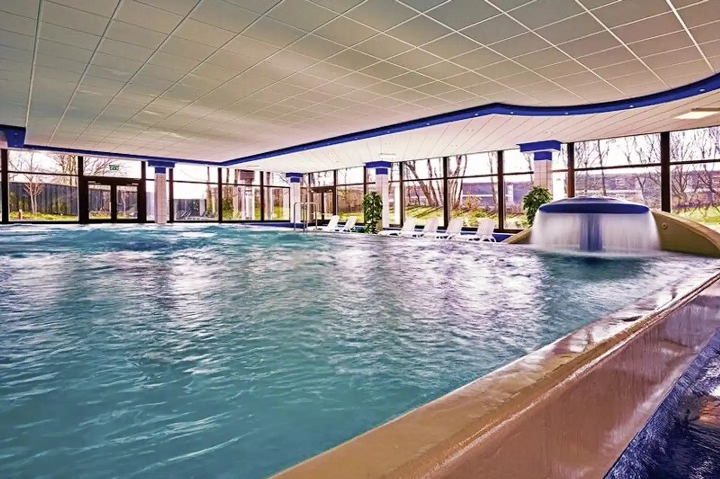 Aquantis Bensersiel Hotel Hallenbad