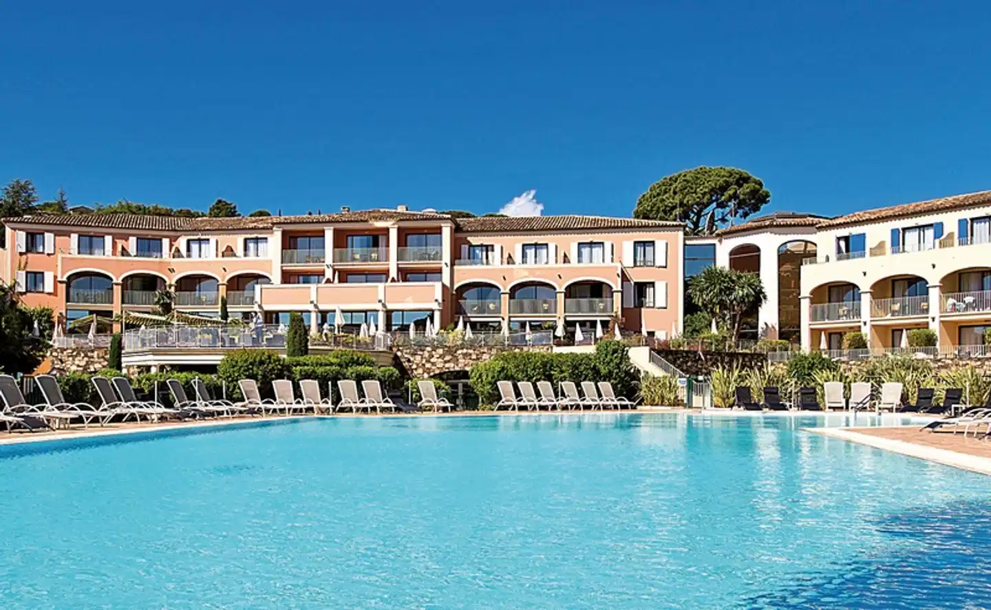 Les Jardins de Sainte Maxime Pool