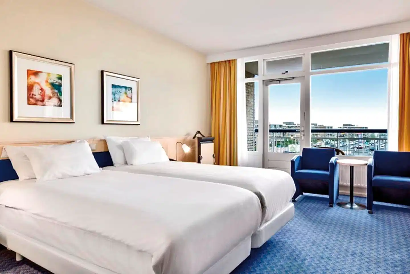 NH Atlantic Den Haag Wohnbeispiel