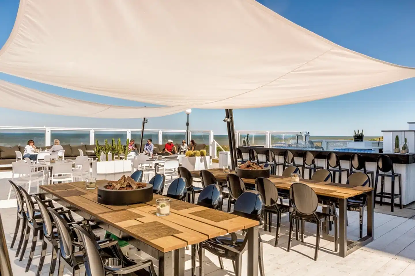 NH Atlantic Den Haag Terrasse