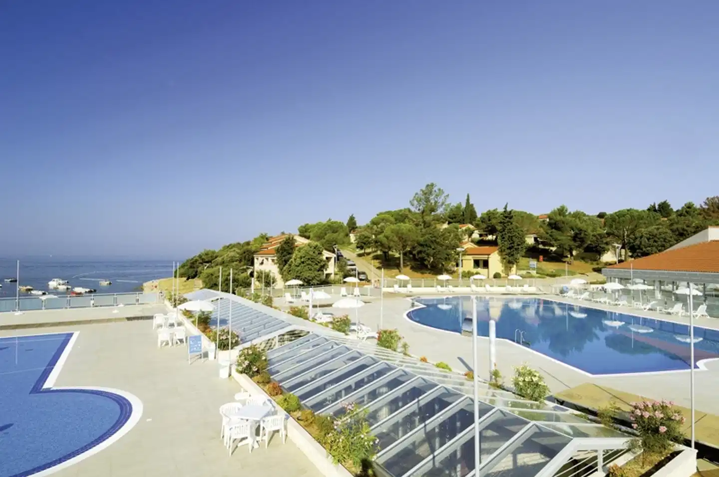 Resort Petalon Apartments Pool