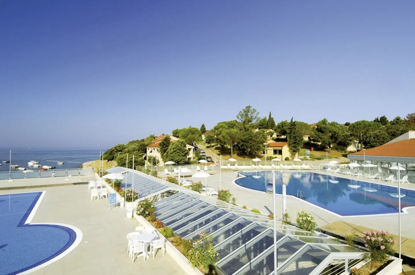 Resort Petalon Apartments OUTDOOR_POOL
