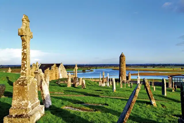 Entlang der Höhepunkte Irlands Sport und Entertainment