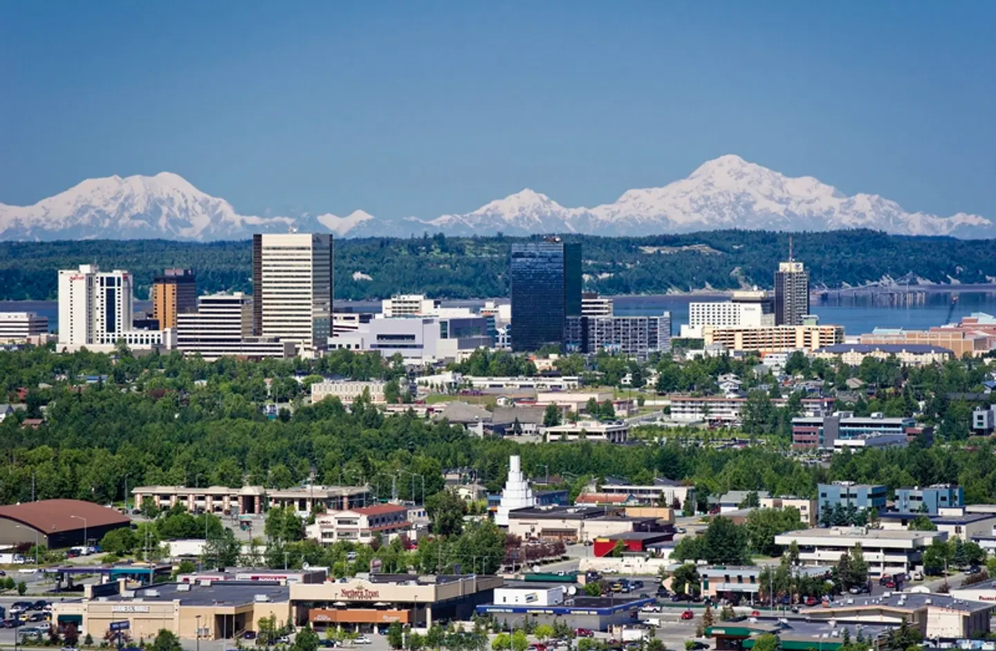 Auf den Spuren der Bären auf Kodiak Island EXTERIOR