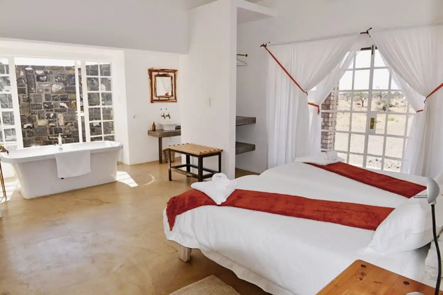 Alte Kalkoefen Lodge Wohnbeispiel