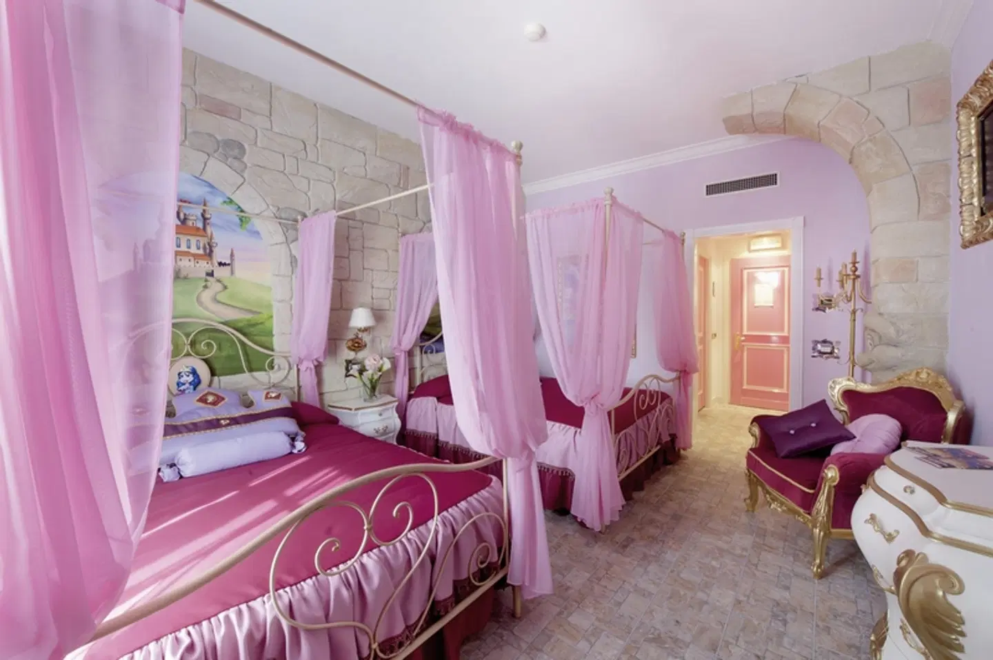 Gardaland Hotel ROOM_EXAMPLE