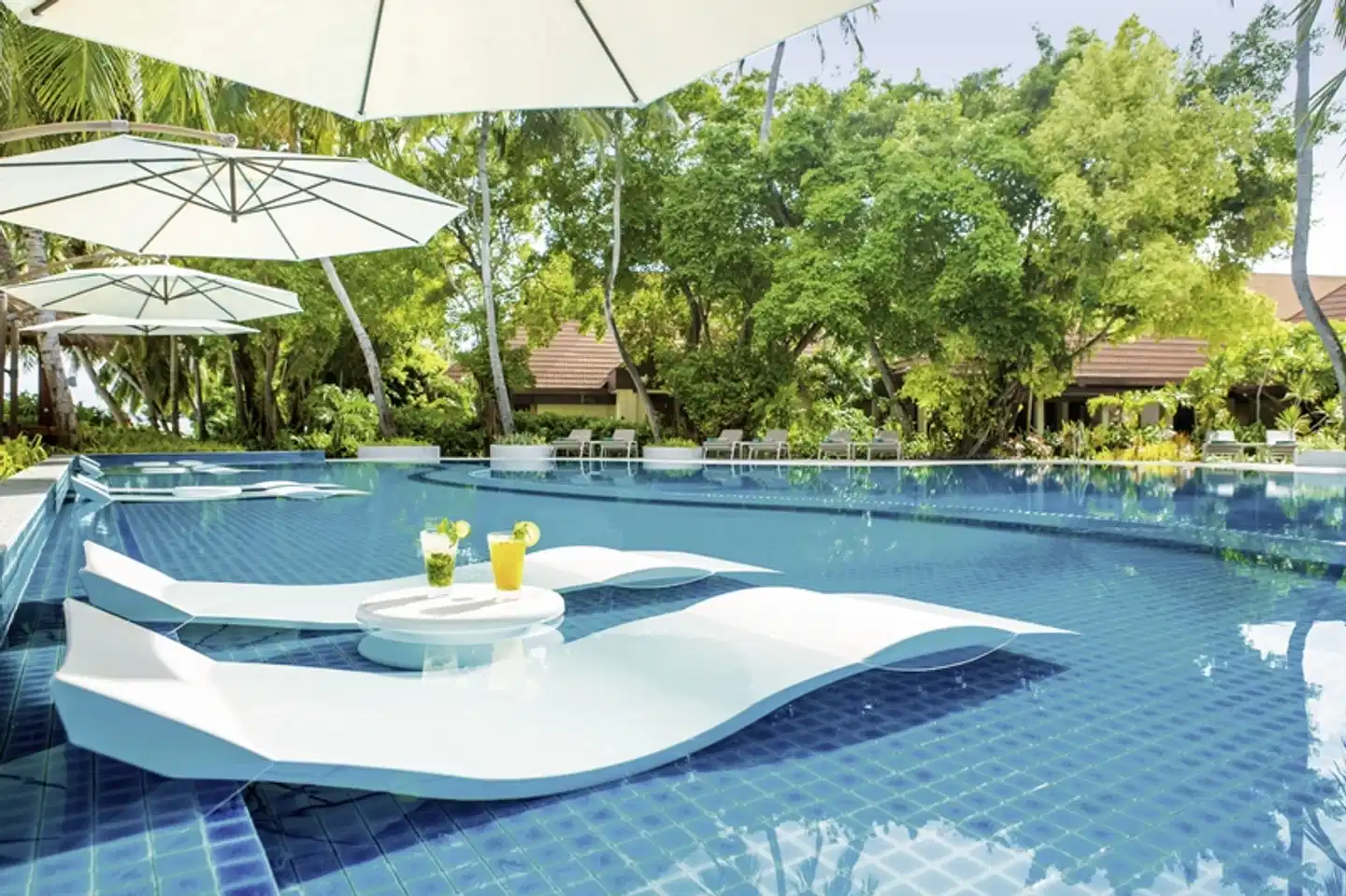 Kurumba Maldives Pool