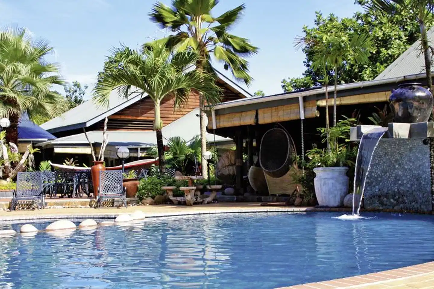 Chateau St. Cloud Pool
