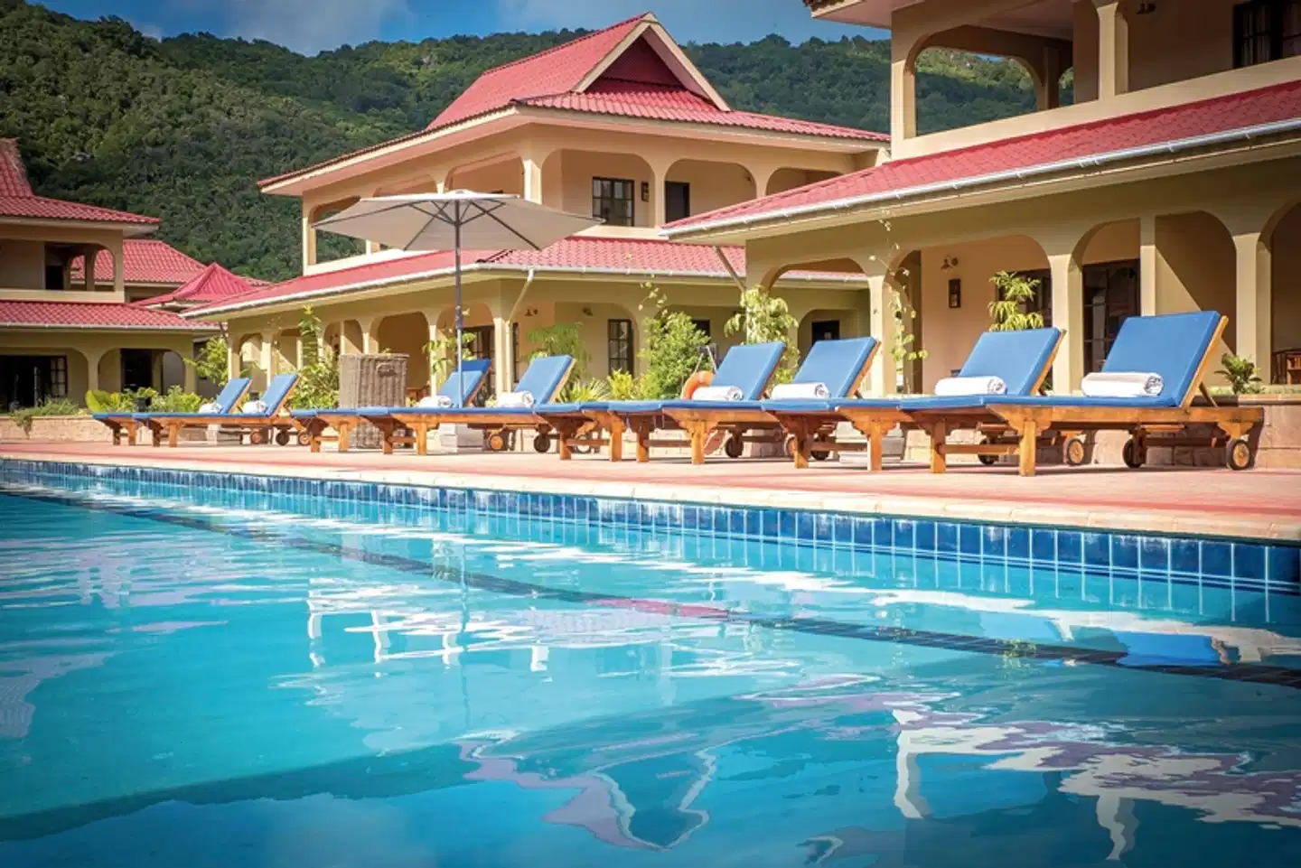 The Oasis Hotel Restaurant & Spa Pool