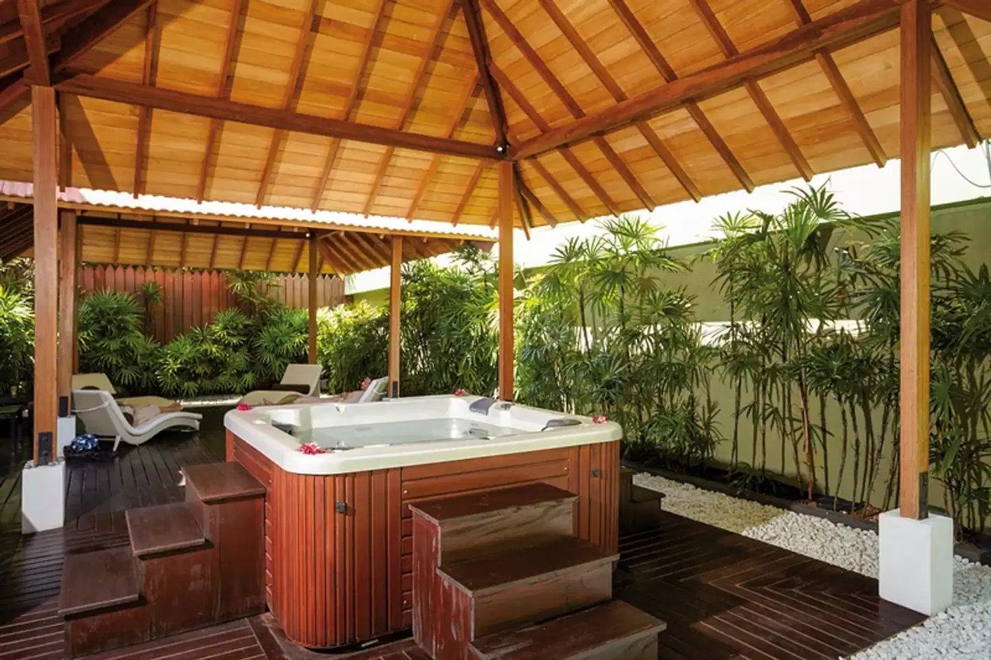 EKHO Surf Wellness