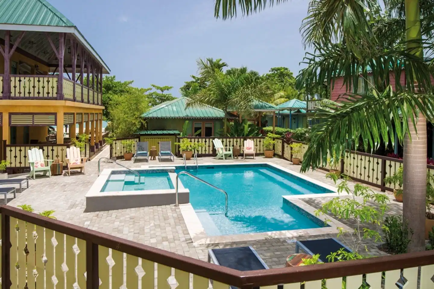 Country Country Pool