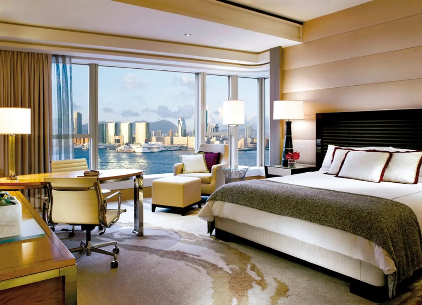 Four Seasons Hotel Hong Kong ROOM_EXAMPLE