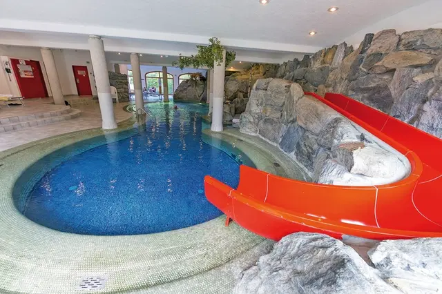 Alpenhotel Weitlanbrunn Hallenbad