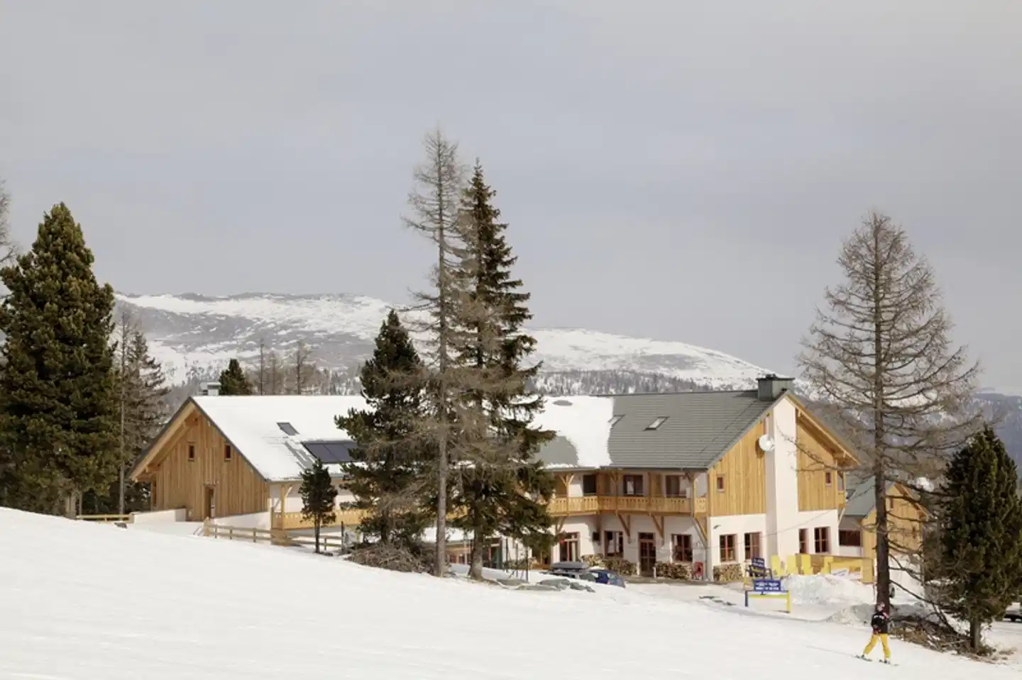 JUFA Hotel Hochrindl Aussenansicht