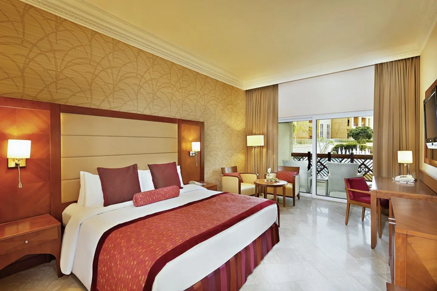 Crowne Plaza Jordan Dead Sea Resort & Spa Wohnbeispiel