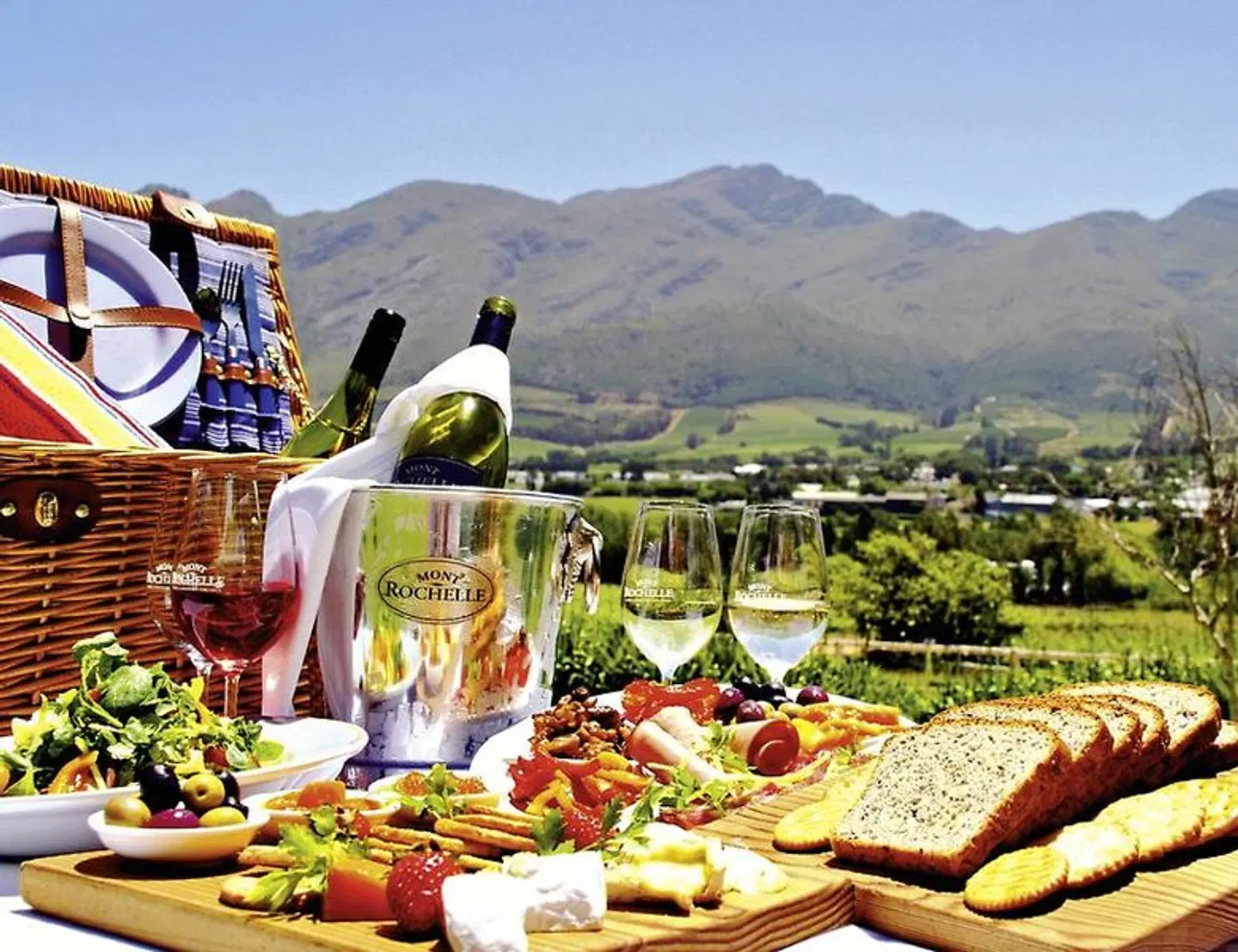 Mont Rochelle Hotel & Mountain Vineyard Terrasse
