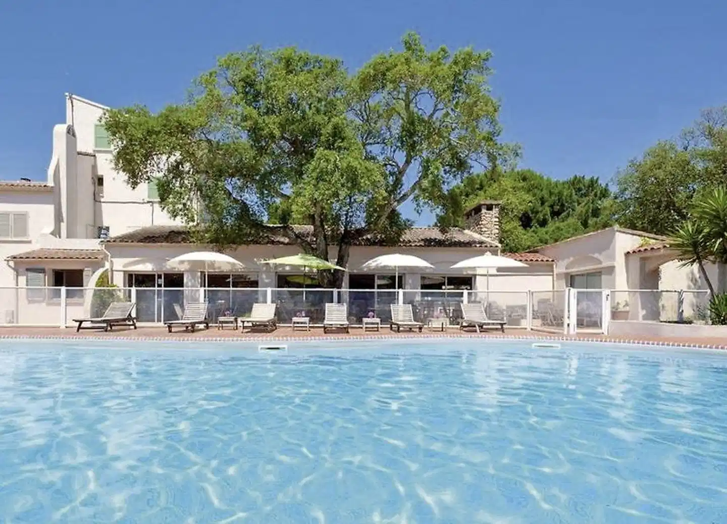 Hotel Caranella Pool