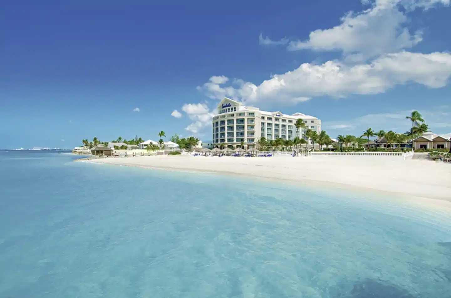 Sandals Royal Bahamian Aussenansicht