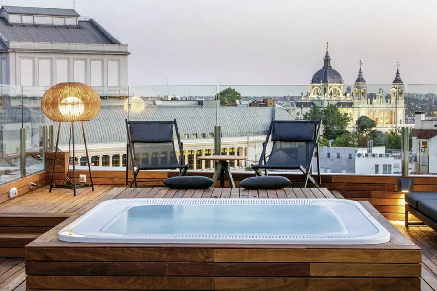 Gran Meliá Palacio de los Duques OUTDOOR_POOL